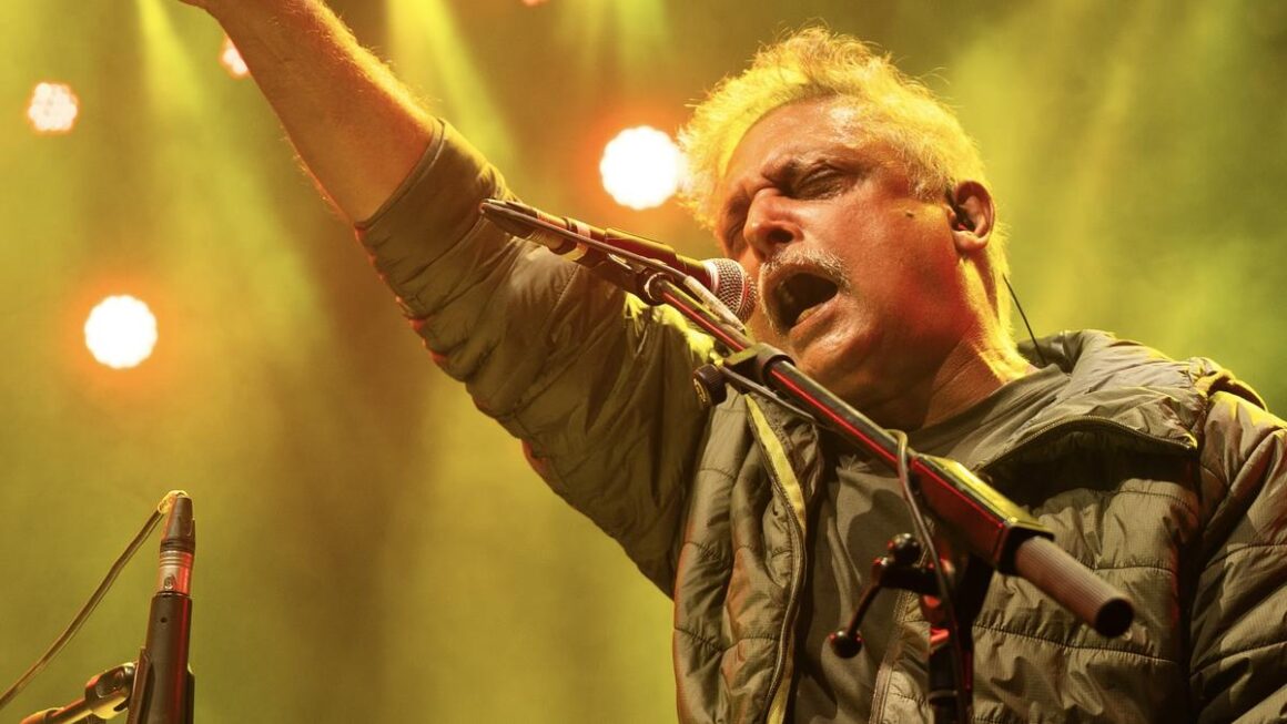 Singer and actor Piyush Mishra gears up for his multi-city music tour