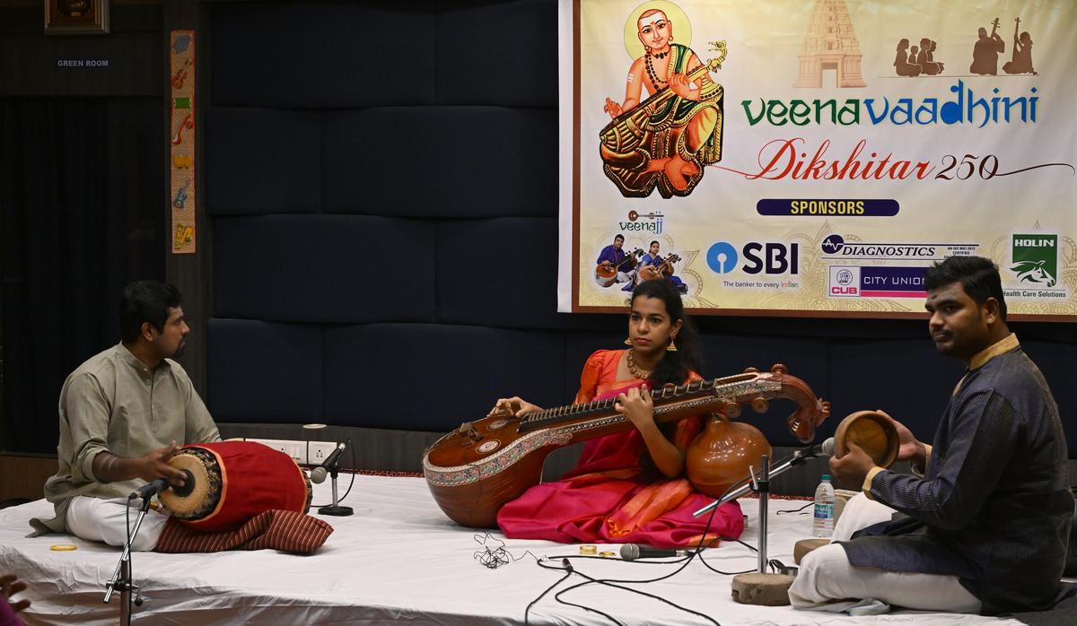 Veena Venkatramani, disciple of Jeyaraaj and Jaysri Jeyaraaj, at Arkay Convention Center, Mylapore.