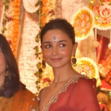 On Jigra Release Day, Alia Bhatt Seeks Blessings With Sister Shaheen By Her Side. See Pics