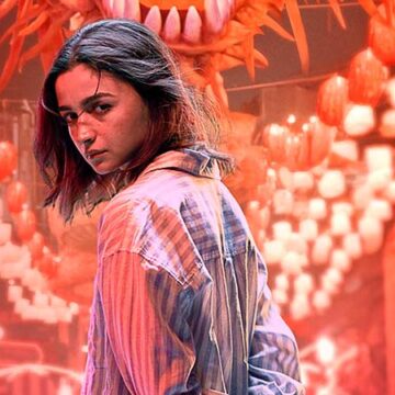 Jigra Box Office Estimate Day 1: Alia Bhatt starrer fails to ignite opening day; fumbles with Rs. 5 cr. opening on Friday :Bollywood Box Office