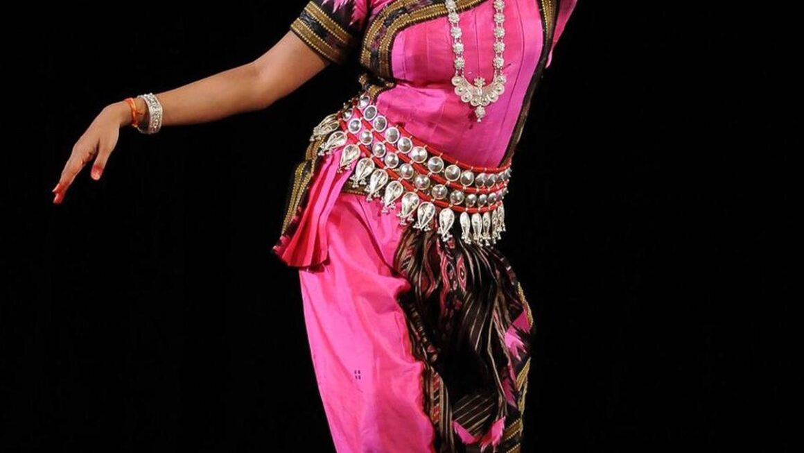 Madhulita Mohapatra’s ‘Naman’ festival showcased Odissi in all its hues