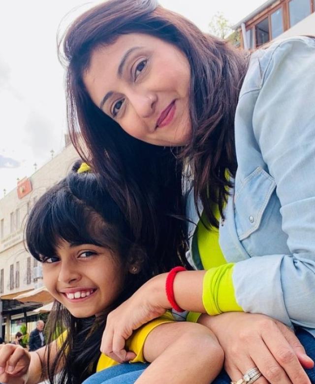 juhi parmar on being a single mother