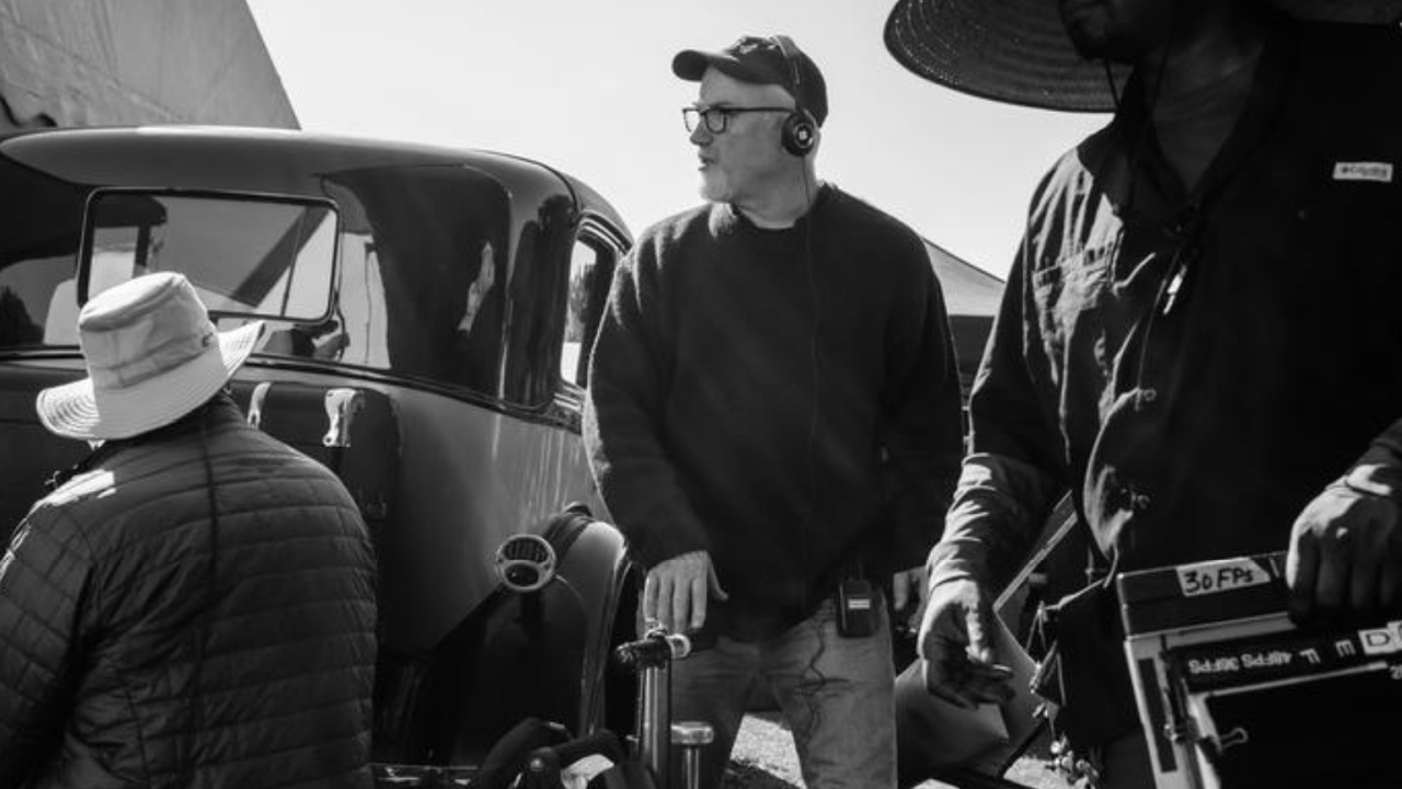 David Fincher on the set of 'Mank'. Photo: Gisele Schmidt/Netflix.