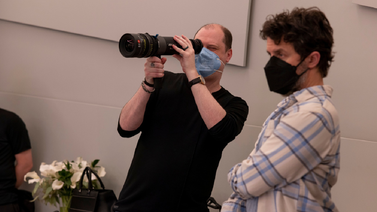 (L to R) Executive Producer/Director Mike Flanagan, Executive Producer/Director Michael Fimognari in 'The Fall of the House of Usher.' Photo: Eike Schroter/Netflix © 2023.