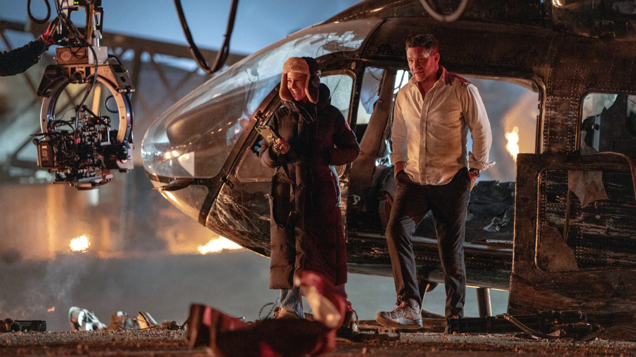 (L to R) Director Kelly Marcel and Tom Hardy on the set of Columbia Pictures 'Venom: The Last Dance'. Photo: Laura Radford.