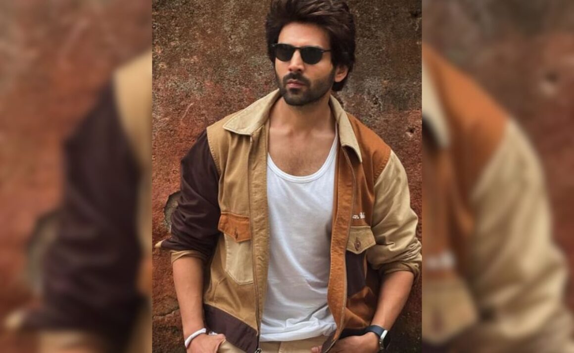 Kartik Aaryan Gets Special Invite To His Own Birthday Party. See LOL Post