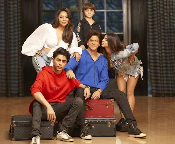 Aryan Khan, Shah Rukh Khan, Gauri Khan, Suhana Khan, Kangana Ranaut