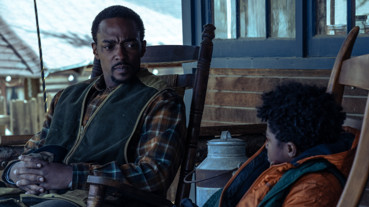 (L to R) Anthony Mackie and Danny Boyd Jr. in 'Elevation'. Photo: Vertical.