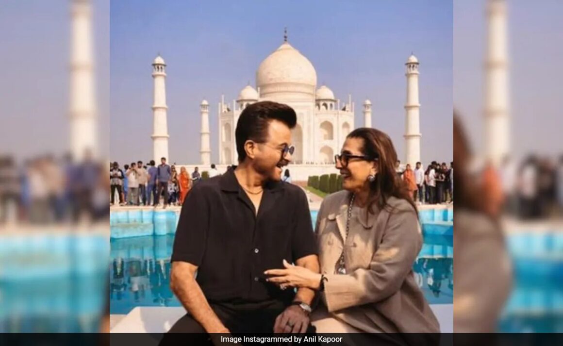 Anil Kapoor And Wife Sunita Kapoor Visit Taj Mahal. Sonam Kapoor, Varun Dhawan, Shilpa Shetty React