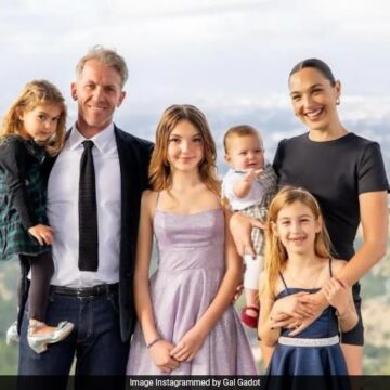 Gal Gadot Celebrates Eldest Daughter Alma’s “Bat Mitzvah.” See Famjam Post