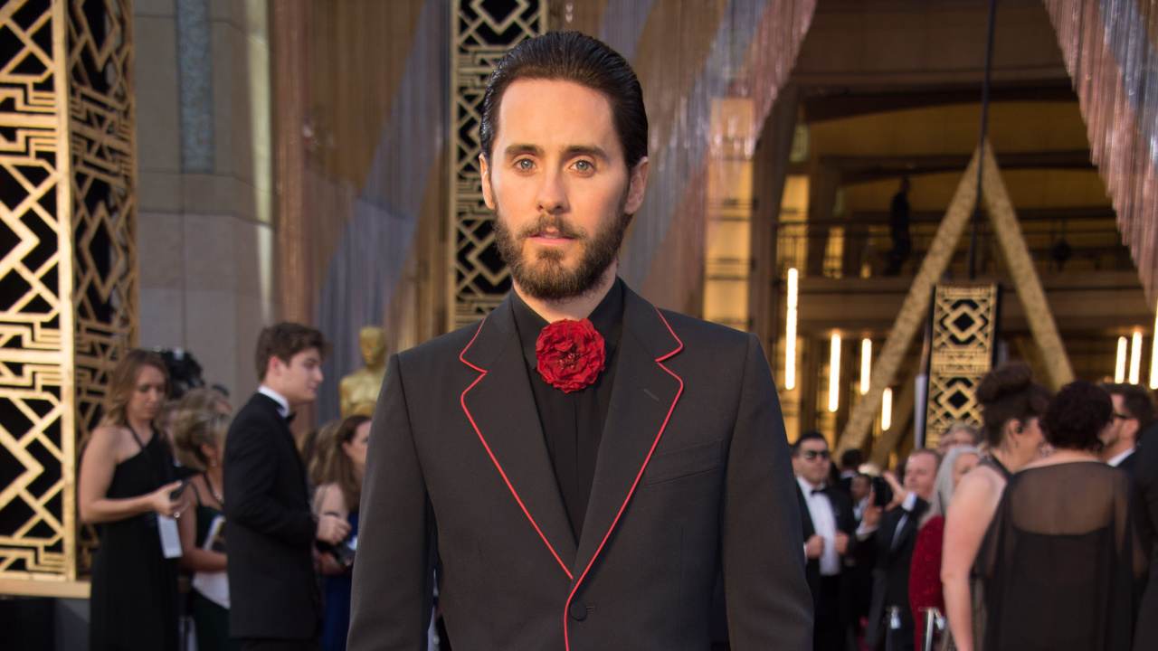 Presenter Jared Leto arrives at The 88th Oscars® at the Dolby® Theatre in Hollywood, CA on Sunday, February 28, 2016. Credit/Provider: Phil McCarten / ©A.M.P.A.S. Copyright: Scott Diussa.