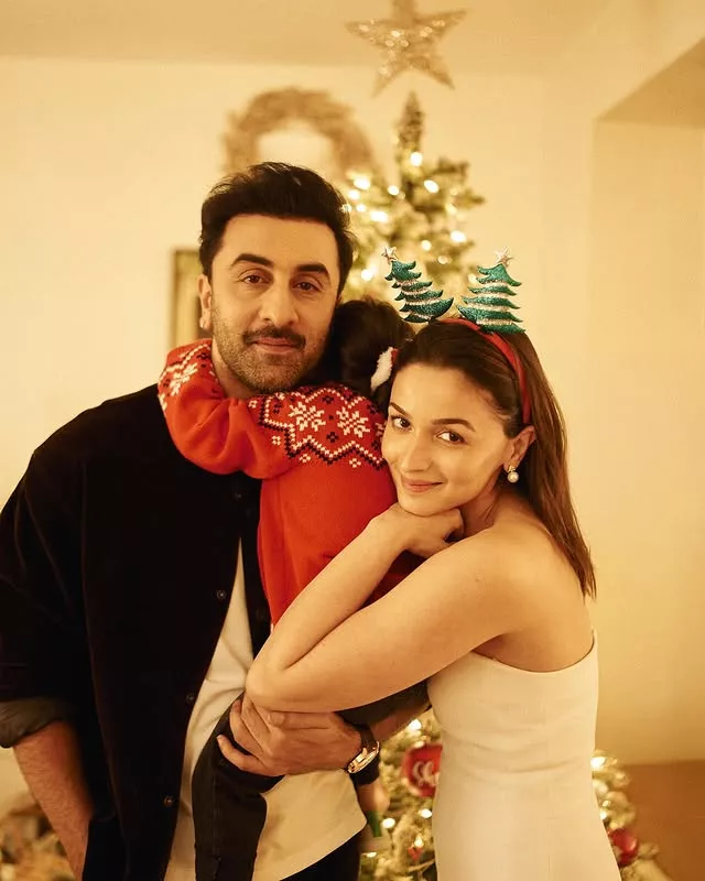 Alia Bhatt, Ranbir Kapoor, Raha Kapoor, Neetu Kapoor, Soni Razdan, Shaheen Bhatt