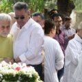 Filmmaker Shyam Benegal Cremated With Full State Honours. Naseeruddin Shah, Gulzar And Others Attend Last Rites