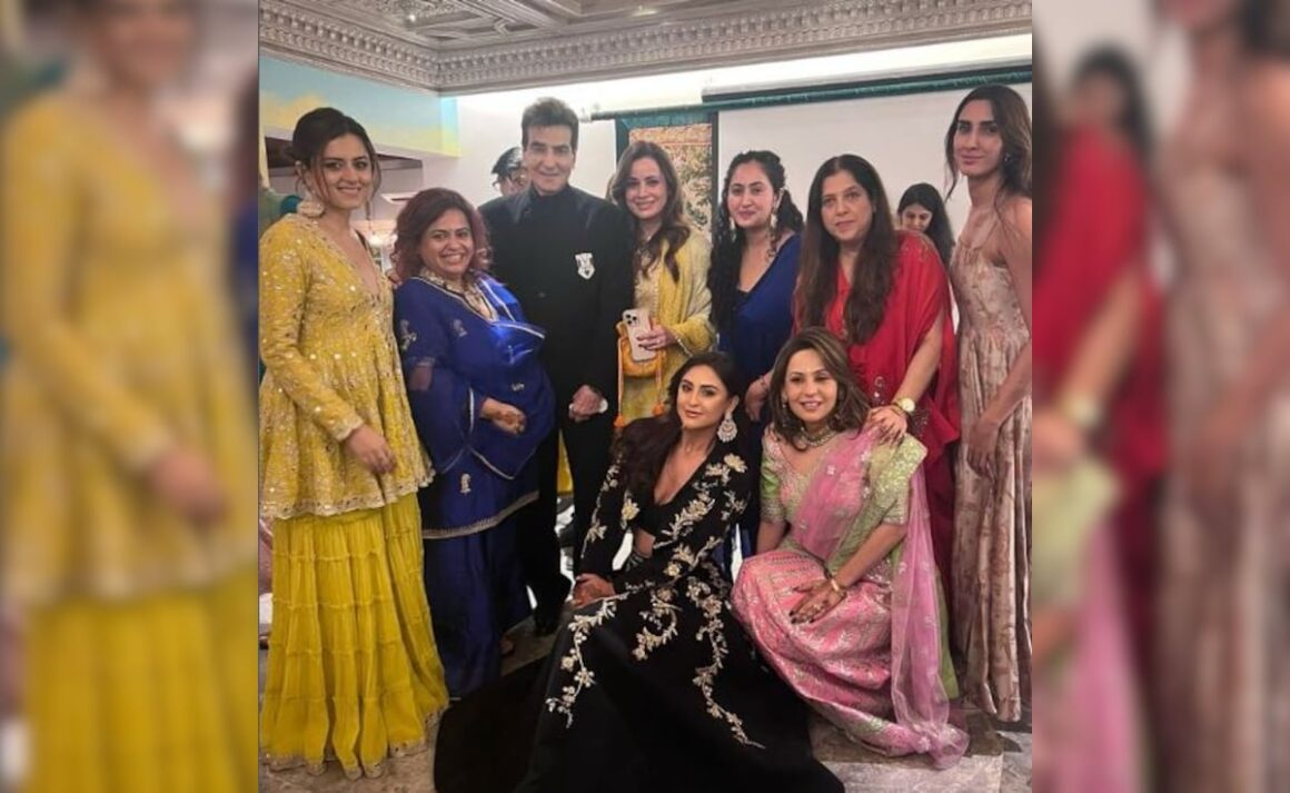 Inside Jeetendra And Shobha Kapoor’s 50th Wedding Anniversary Celebration. Courtesy: Krystle Dsouza