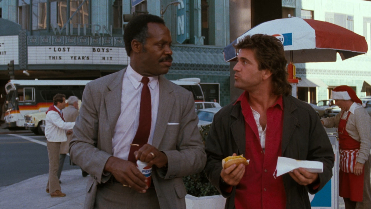 (L to R) Danny Glover and Mel Gibson in 'Lethal Weapon'. Photo: Warner Bros.