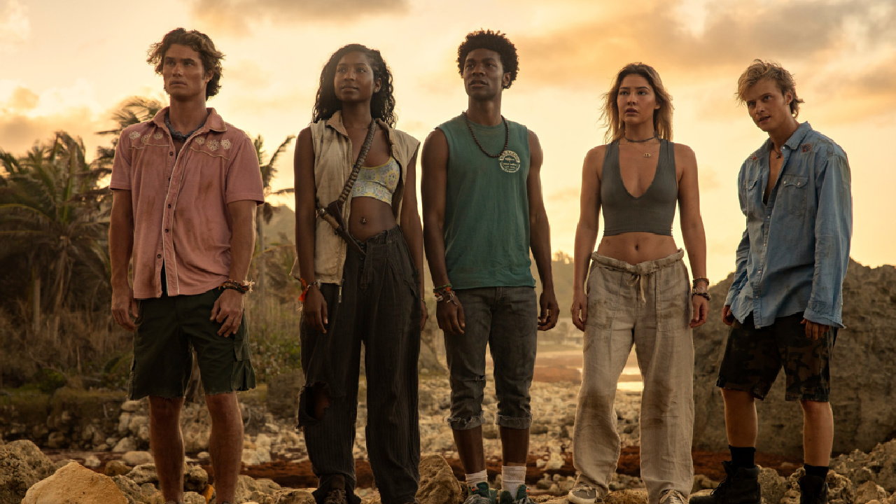 (L to R) Chase Stokes as John B, Carlacia Grant as Cleo, Jonathan Daviss as Pope, Madelyn Cline as Sarah Cameron, Rudy Pankow as JJ in 'Outer Banks.' Photo: Jackson Lee Davis/Netflix © 2023.