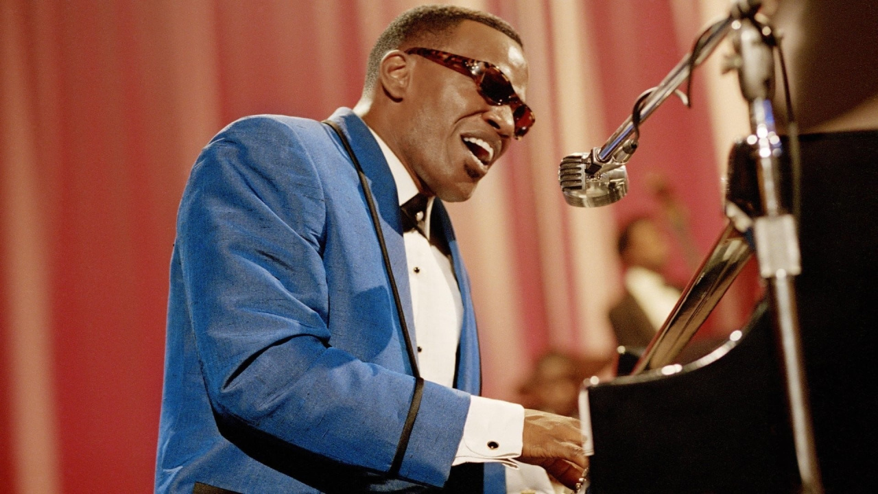 Jamie Foxx as Ray Charles in 'Ray'. Photo: Universal Pictures.