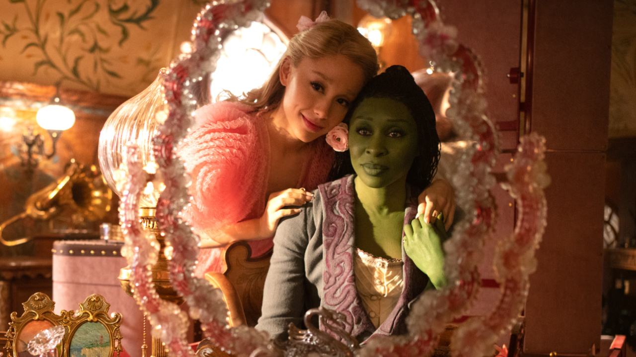 (L to R) Ariana Grande is Glinda and Cynthia Erivo is Elphaba in 'Wicked', directed by Jon M. Chu. Photo: Universal Pictures.