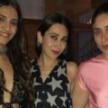 Kareena Kapoor Was With Sister Karisma And Friends Sonam And Rhea Before Saif Ali Khan Was Attacked