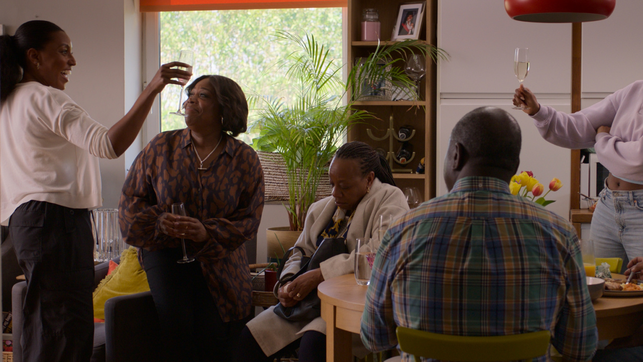 (L to R) Ani Nelson, Michele Austin, Marianne Jean-Baptiste, Tuwaine Barrett, Sophia Brown, and David Webber in 'Hard Truths'. Courtesy of Simon Mein. Copyright: Thin Man Films Ltd.