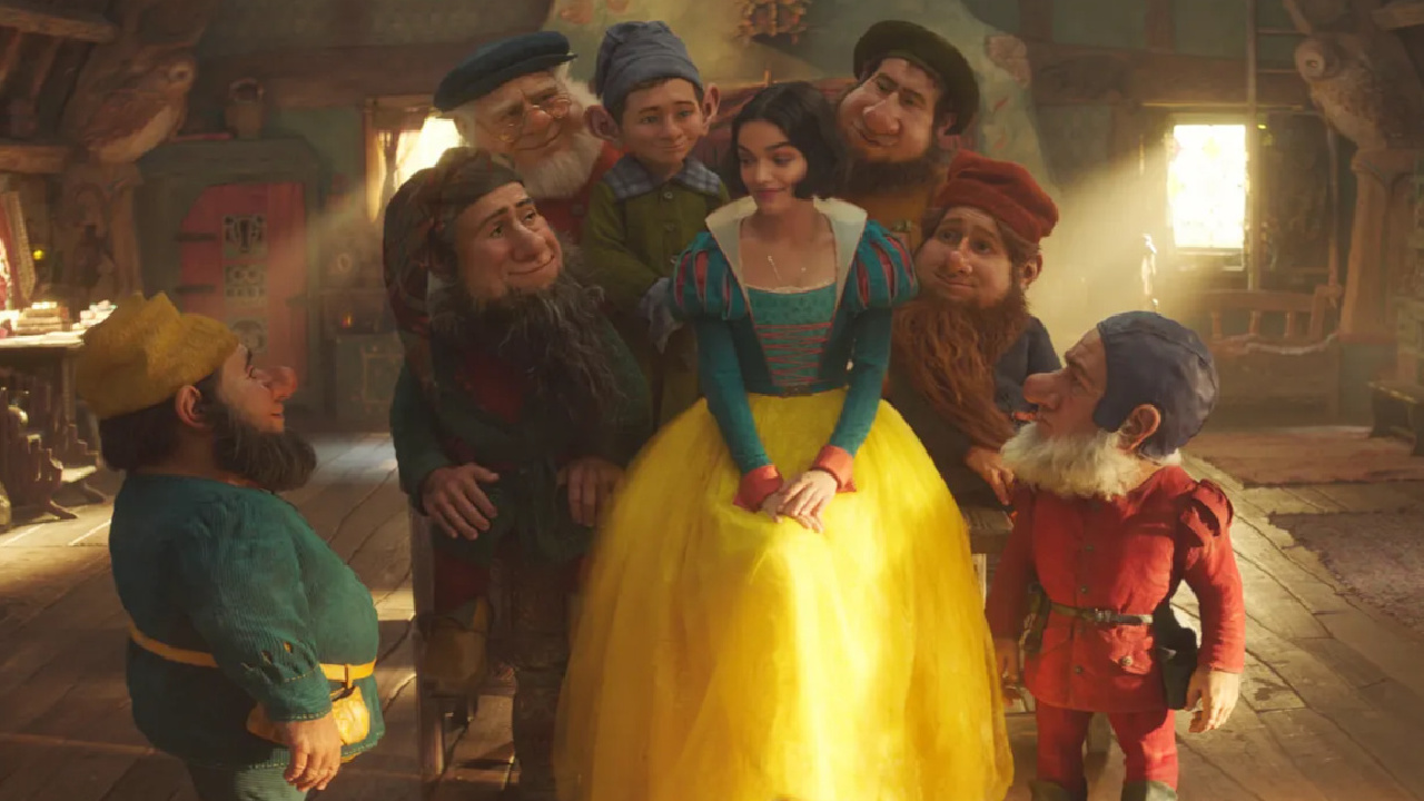 (Center) Rachel Zegler as Snow White in 'Snow White.' Photo: Disney.